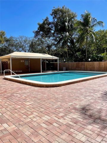 6800 Cypress Road 408, Plantation, FL 33317