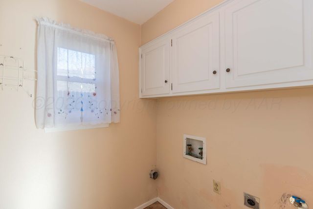 3721 HUNTINGTON Drive, Amarillo, TX 79109