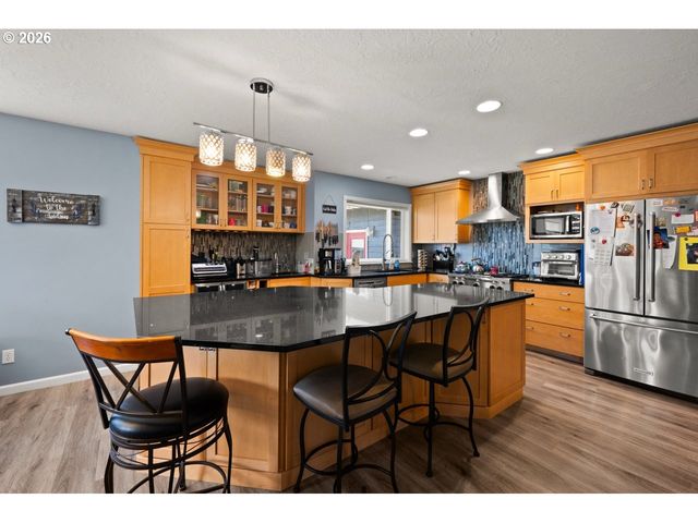 2010 N NUGGET Ln, Newberg, OR 97132