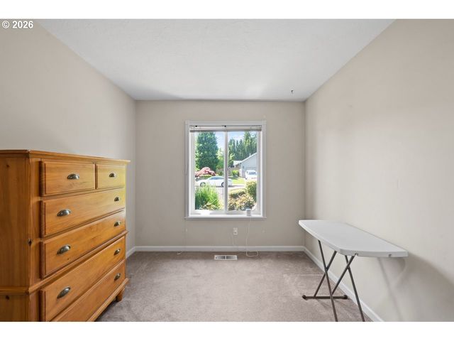 2010 N NUGGET Ln, Newberg, OR 97132