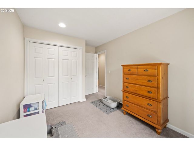 2010 N NUGGET Ln, Newberg, OR 97132