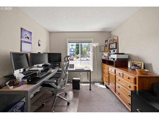 2010 N NUGGET Ln, Newberg, OR 97132