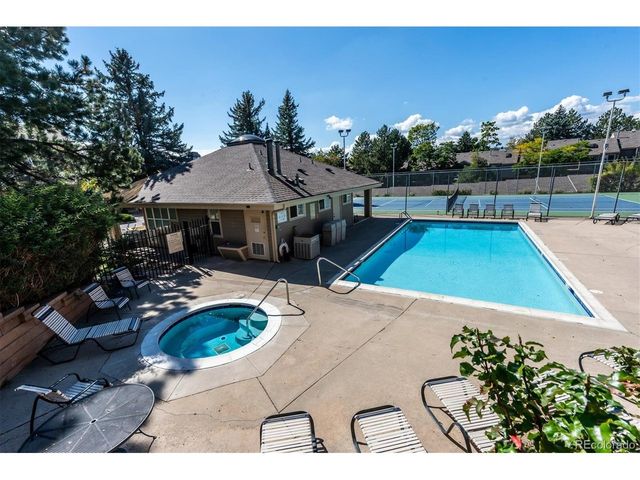 11145 W 17th Ave 104, Lakewood, CO 80215