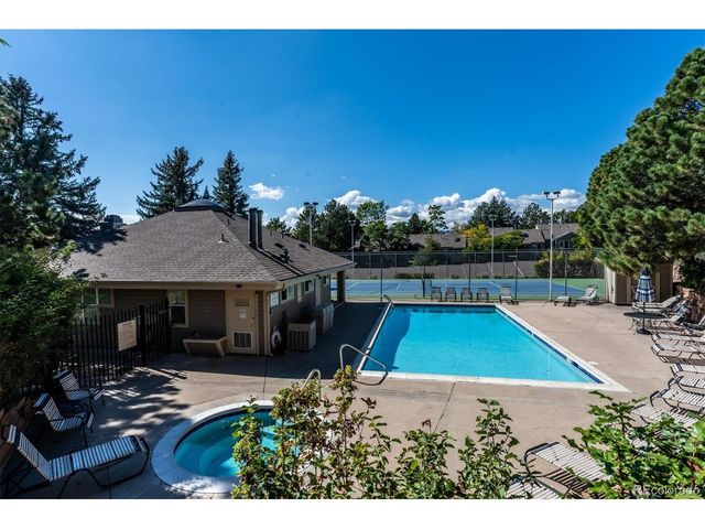 11145 W 17th Ave 104, Lakewood, CO 80215