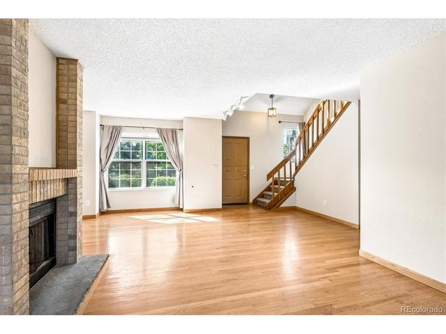 11145 W 17th Ave 104, Lakewood, CO 80215