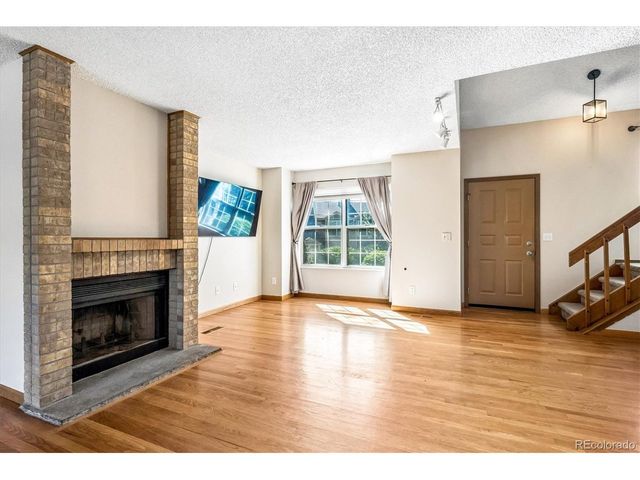 11145 W 17th Ave 104, Lakewood, CO 80215