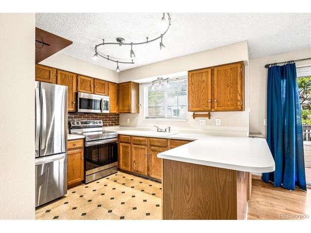 11145 W 17th Ave 104, Lakewood, CO 80215