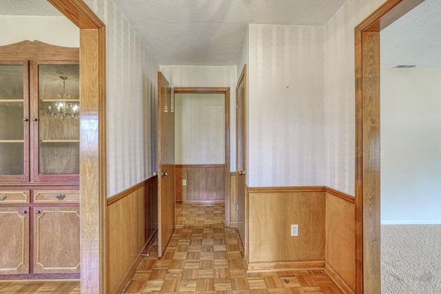 180 Herrle Road, Campobello, SC 29322