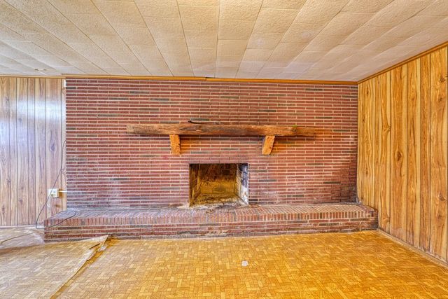 180 Herrle Road, Campobello, SC 29322