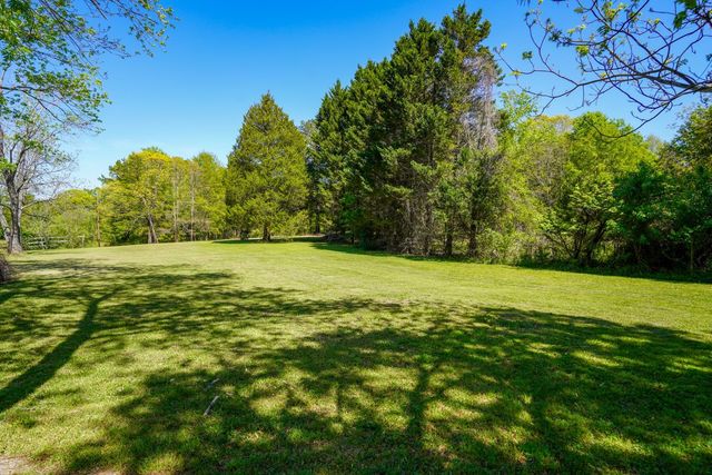 180 Herrle Road, Campobello, SC 29322