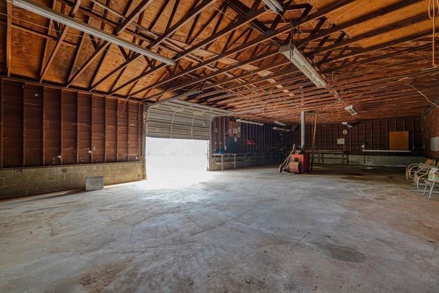 180 Herrle Road, Campobello, SC 29322