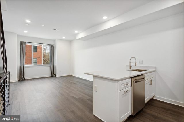 2020 N 18TH ST, Philadelphia, PA 19121