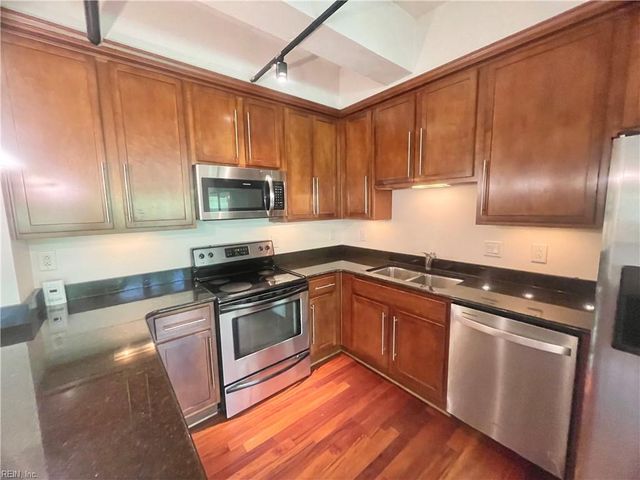 426 Granby St Apt 2B, Norfolk, VA 23510
