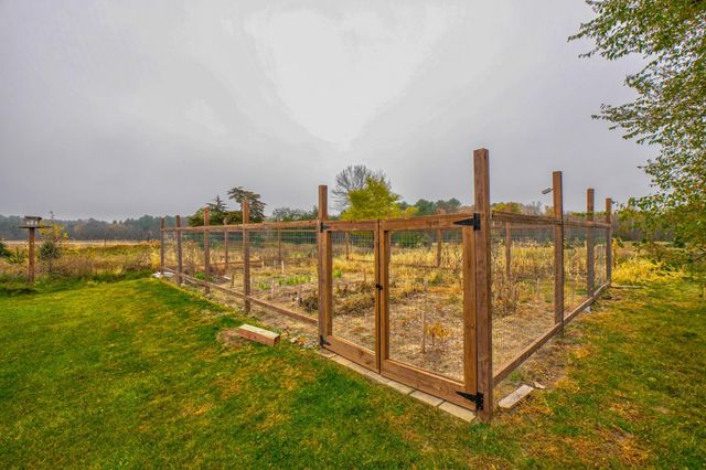 1261 84th Street, Saint Joseph Twp, WI 54017