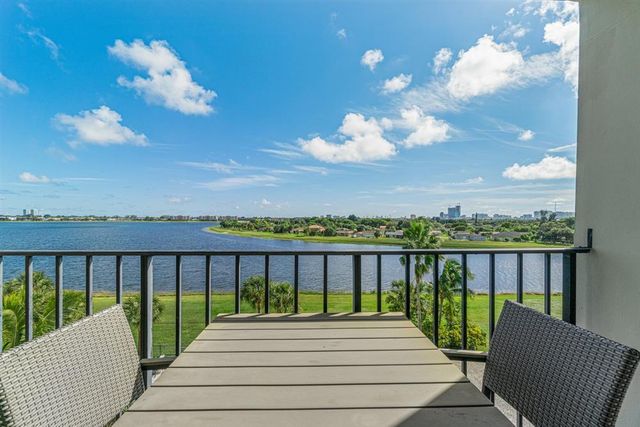 1830 Embassy Drive 613, West Palm Beach, FL 33401