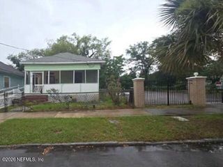 430 WOODLAWN Avenue, Jacksonville, FL 32204