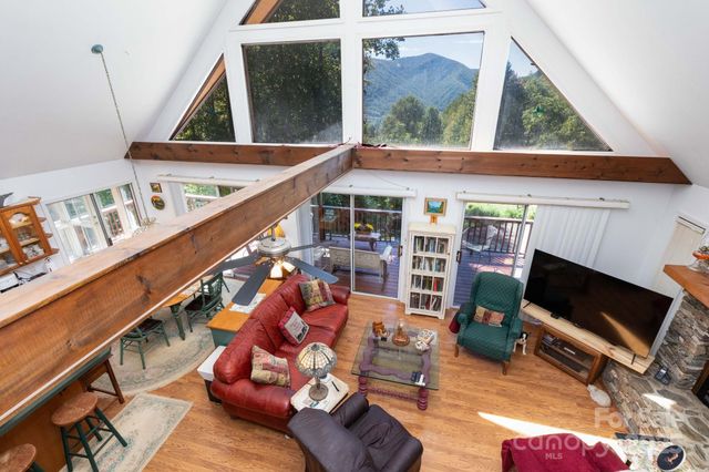 43 Herron Lane, Maggie Valley, NC 28751