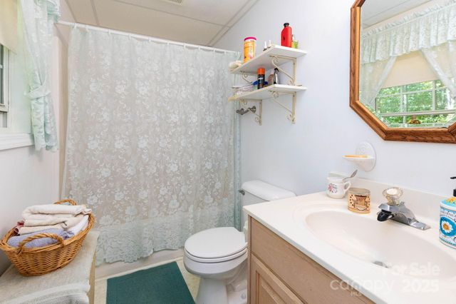43 Herron Lane, Maggie Valley, NC 28751