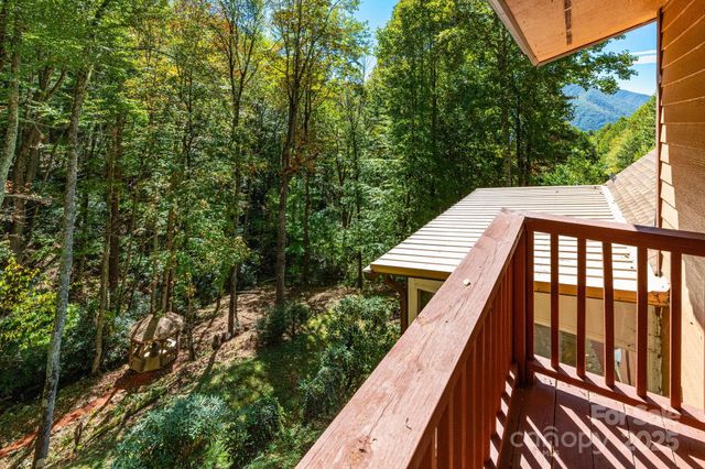 43 Herron Lane, Maggie Valley, NC 28751