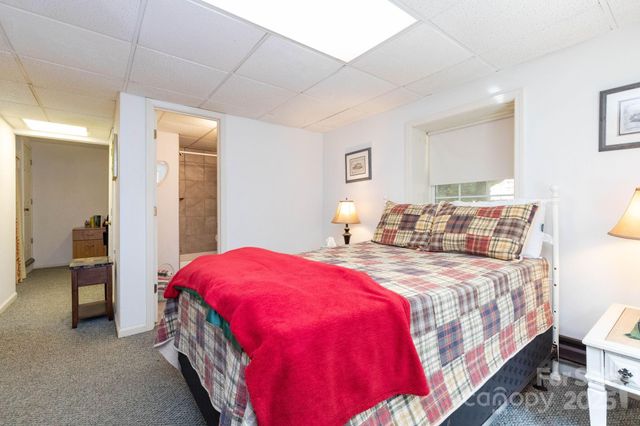 43 Herron Lane, Maggie Valley, NC 28751