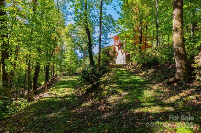 43 Herron Lane, Maggie Valley, NC 28751