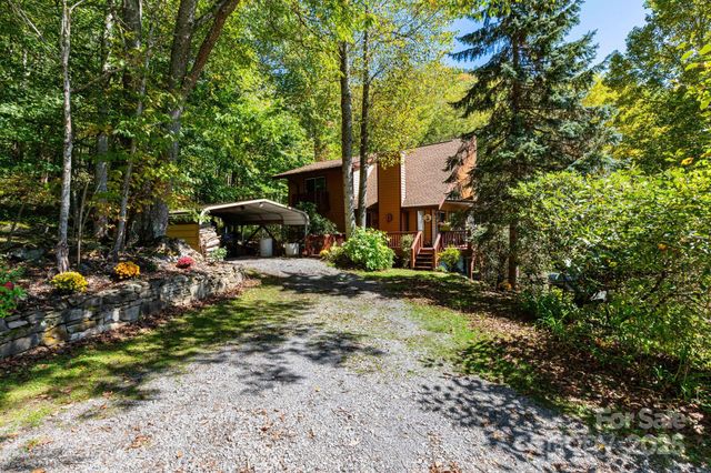 43 Herron Lane, Maggie Valley, NC 28751