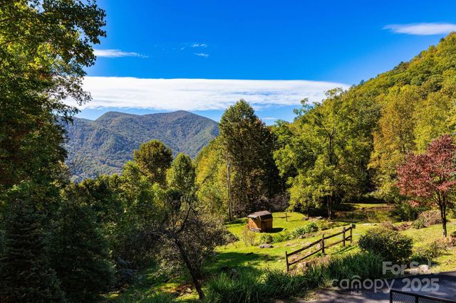 43 Herron Lane, Maggie Valley, NC 28751