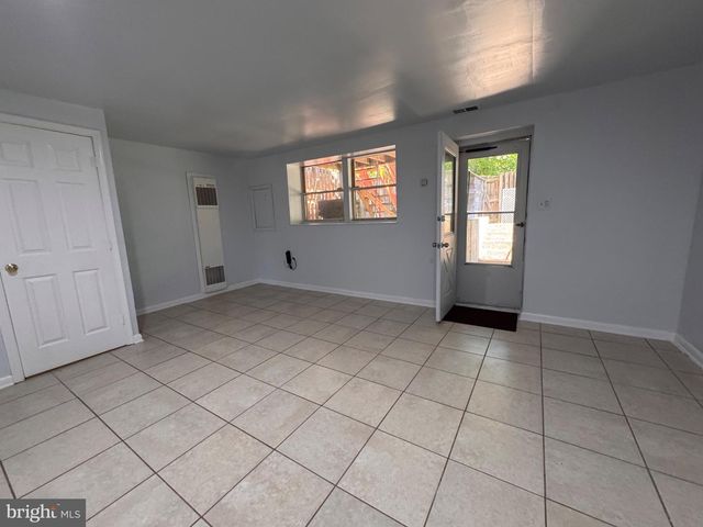 6917 VILLA DEL REY CT, Springfield, VA 22150