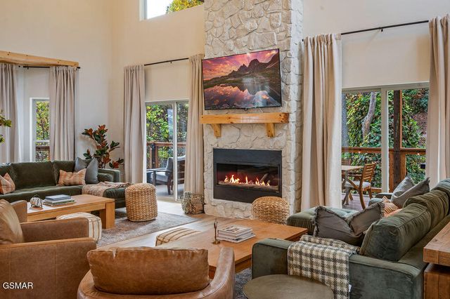 788 Chestnut Drive, Gatlinburg, TN 37738