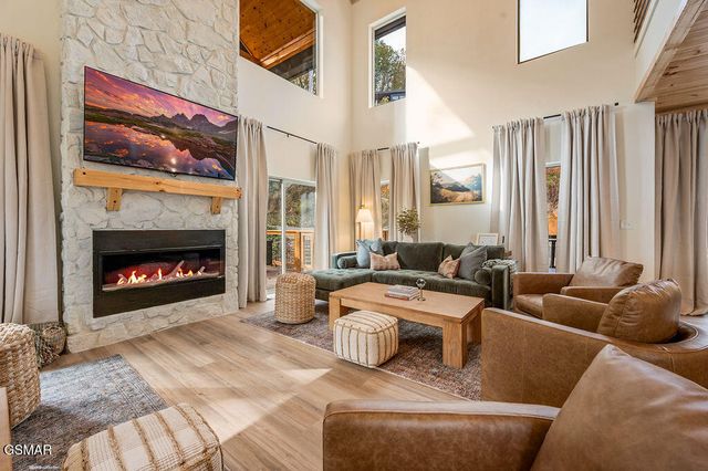 788 Chestnut Drive, Gatlinburg, TN 37738