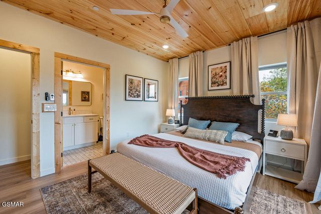 788 Chestnut Drive, Gatlinburg, TN 37738