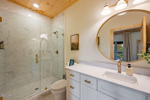 788 Chestnut Drive, Gatlinburg, TN 37738