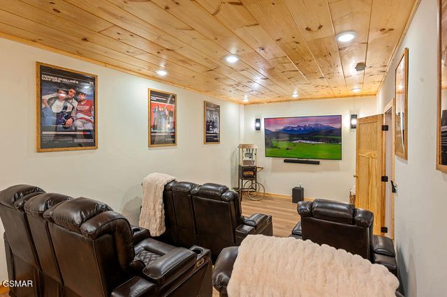 788 Chestnut Drive, Gatlinburg, TN 37738