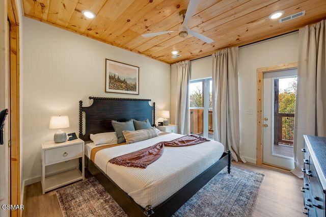 788 Chestnut Drive, Gatlinburg, TN 37738