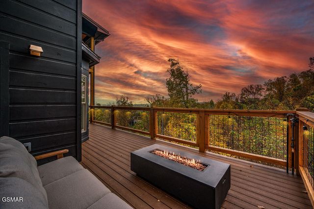 788 Chestnut Drive, Gatlinburg, TN 37738