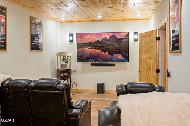 788 Chestnut Drive, Gatlinburg, TN 37738