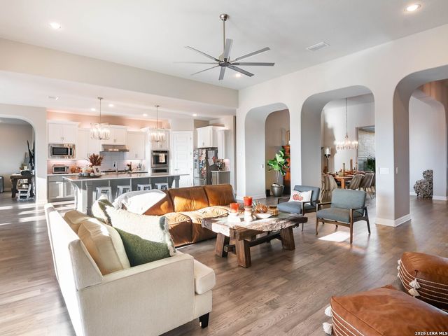 8134 Vanity Hill, San Antonio, TX 78256