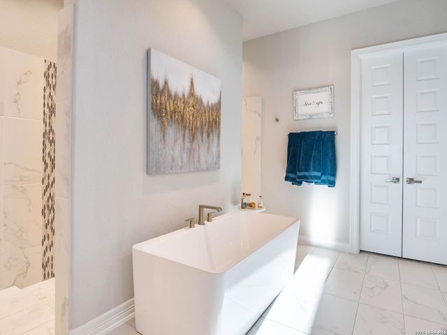 8134 Vanity Hill, San Antonio, TX 78256