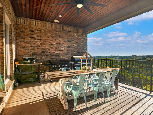 8134 Vanity Hill, San Antonio, TX 78256