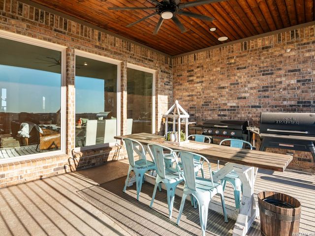 8134 Vanity Hill, San Antonio, TX 78256