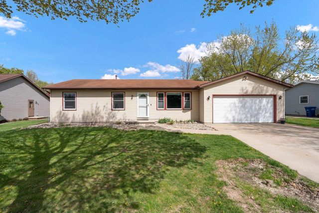201 FAIRWAY STREET, Combined Locks, WI 54113