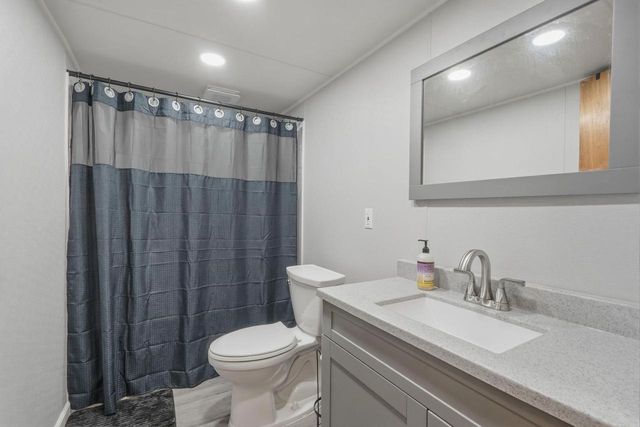 201 FAIRWAY STREET, Combined Locks, WI 54113