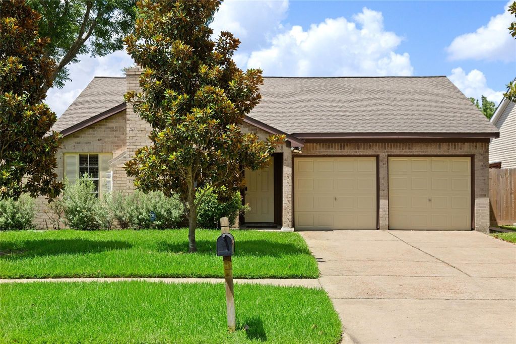 3107 Pecan Point Drive, Sugar Land, TX 77478