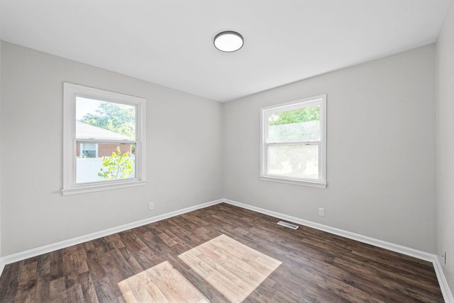 10 Bunker Hill Road, Clarksville, TN 37042