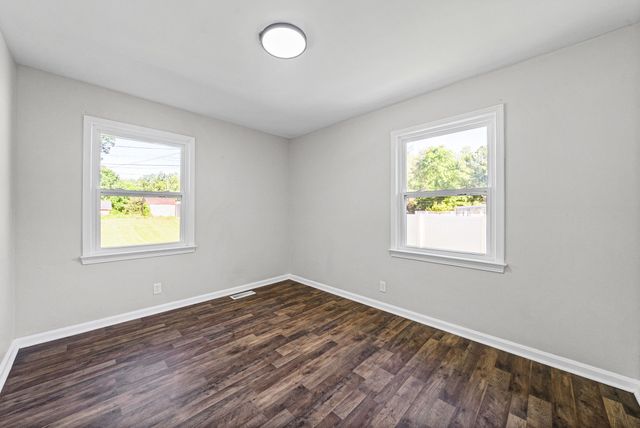 10 Bunker Hill Road, Clarksville, TN 37042