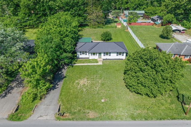 10 Bunker Hill Road, Clarksville, TN 37042