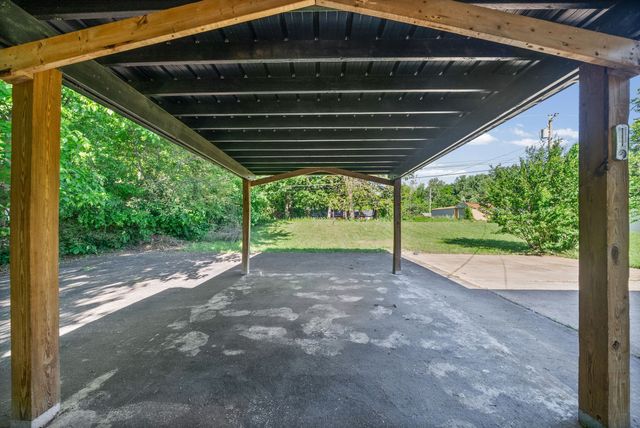 10 Bunker Hill Road, Clarksville, TN 37042