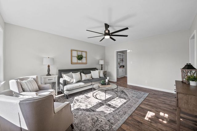 10 Bunker Hill Road, Clarksville, TN 37042
