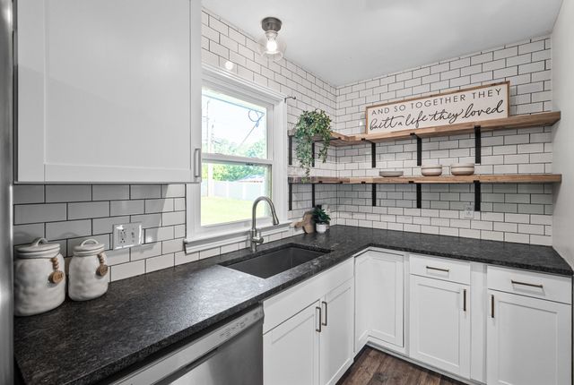 10 Bunker Hill Road, Clarksville, TN 37042