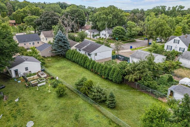 1081 Saint Paul Avenue, Saint Paul, MN 55116